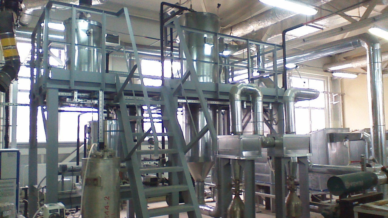 Установка распылительного реактора-сушилки для получения порошкообразного надпероксида калия